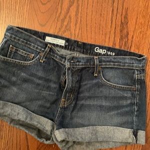 Gap. Girlfriend. Loose fit. Denim shirt. Gently worn. Dark wash